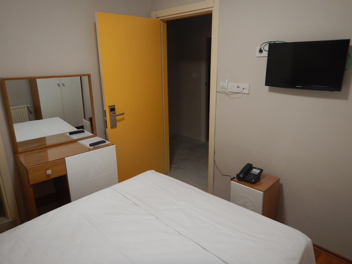 Ipek Hotel Балыкесир Экстерьер фото